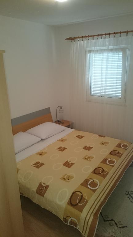 Apartment Kiko Rogoznica  Habitación foto